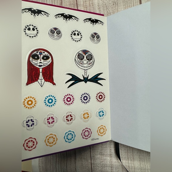 NWT Sally Nightmare Before Christmas Undated 12 Month Planner & Notebook Disney - Picture 11 of 11